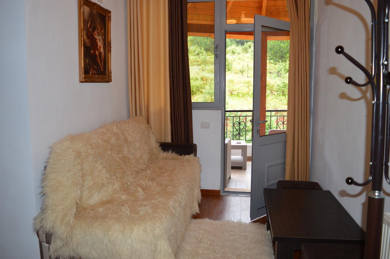 Sofra E Shpatit Hotel Elbasan Exterior photo